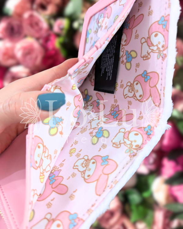 Cartera My Melody peluche Loungefly